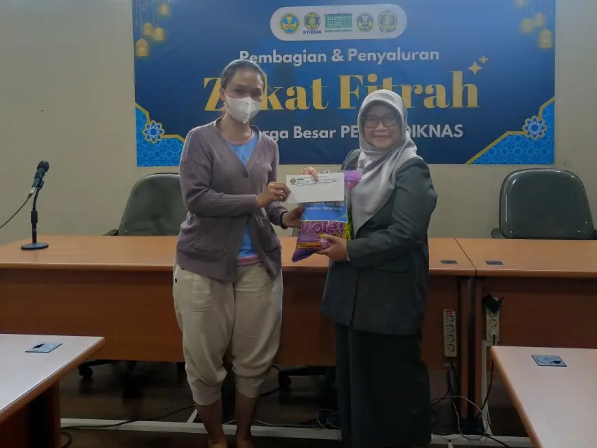 STIESIA Salurkan 6,25 Ton Zakat Fitrah, Wujud Kepedulian Kampus terhadap Masyarakat
