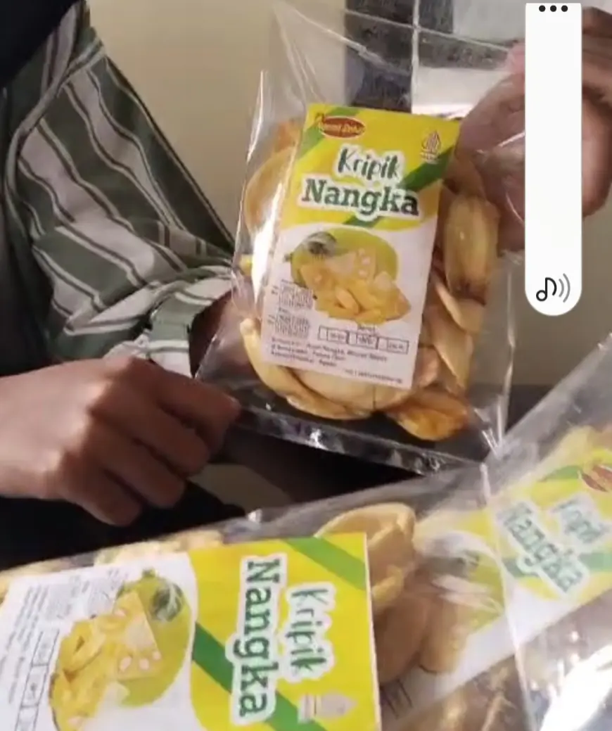 Keripik Nangka, Oleh-Oleh Khas Nganjuk yang Semakin Diminati