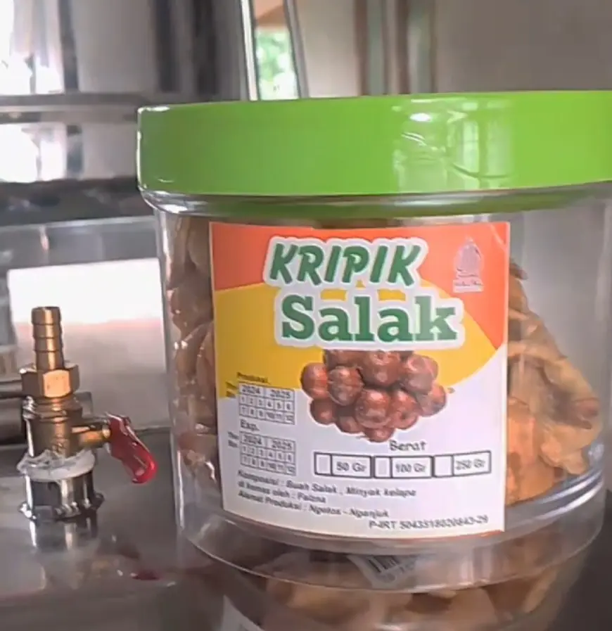 Oleh-Oleh Khas Nganjuk: Keripik Salak Renyah dan Nikmat