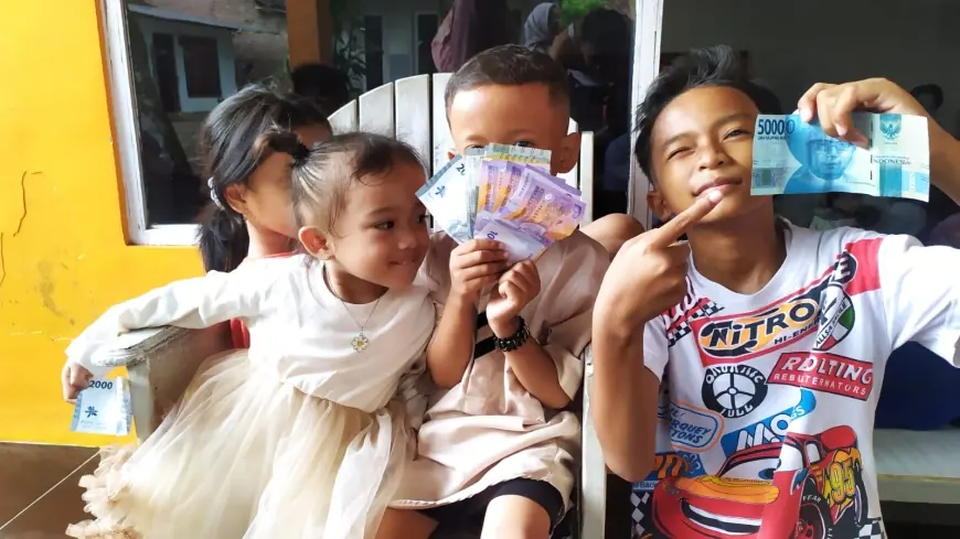 Tradisi 'Ontalan' saat Lebaran di Bondowoso, Anak-anak Tajir Mendadak