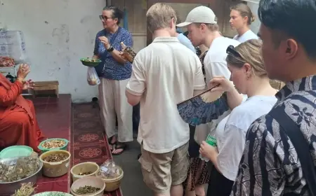 Turis Asal Norwegia Kunjungi Sampang, Diharap Bisa Tingkatkan Perekonomian