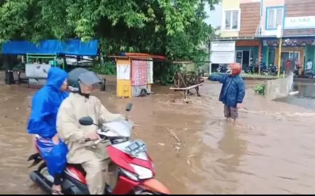Gegara Tersumbat Pohon, Sungai di Purwosari Meluap ke Jalan Raya dan Pemukiman Warga