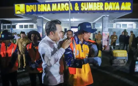 Pemkab Jember Janji Perbaiki Jalan Rusak dan Salurkan 20 Ribu Beasiswa