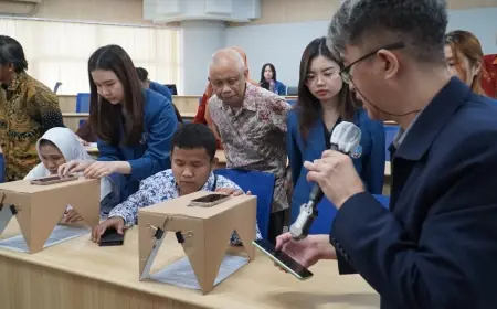 Surabaya Dorong Kesetaraan Digital bagi Disabilitas Lewat Workshop AI