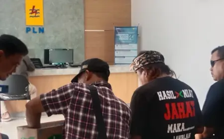 Nenek Miskin di Jombang Dituduh Curi Listrik dan Terima Tagihan PLN Rp12,7 Juta