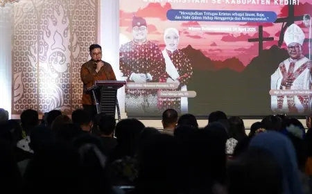 Hadiri Perayaan Paskah, Mas Dhito Sampaikan Bela Sungkawa Atas Meninggalnya Paus Fransiskus