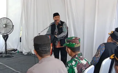 Bupati Jombang Tegaskan Jalan Berlumpur di Desa Jipurapah Kewenangan Perhutani