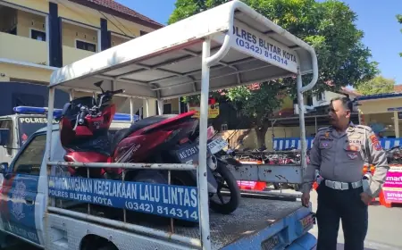 Laka Lantas di Jalur Blitar-Kediri, Pemotor Tewas Usai Benturan dan Terpental