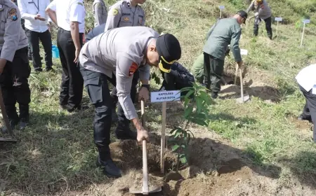 Area Tambang Pasir Kali Bladak Gunung Kelud Dihijaukan, Upaya Mitigasi Bencana Longsor
