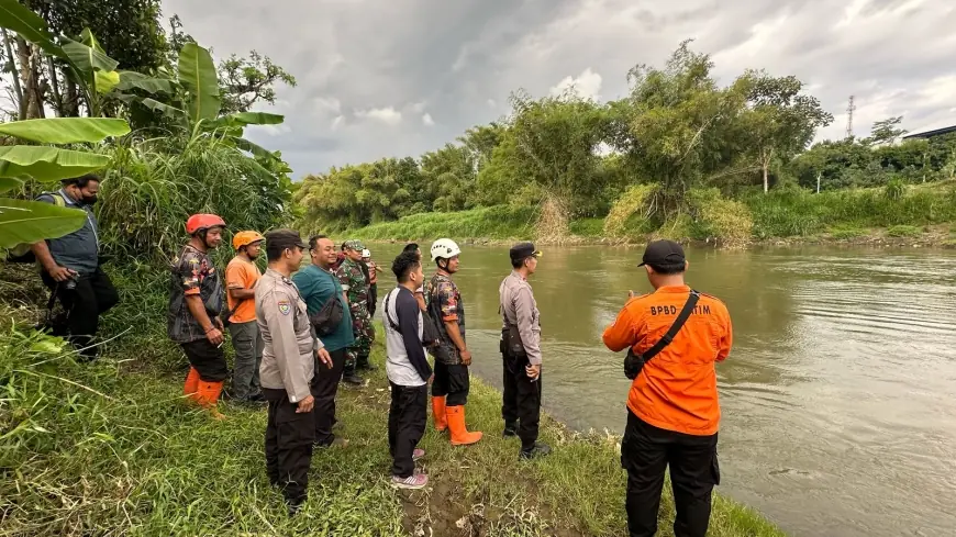 Hanyut saat Cari Ikan di Sungai Brantas, Pemuda di Blitar belum Ditemukan