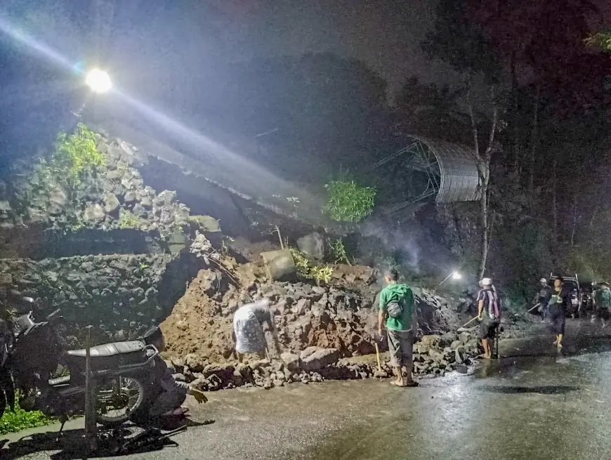 Cuaca Ekstrem Picu Bencana Alam di Turen Malang, Mulai Angin hingga Longsor