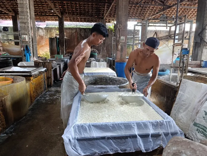 Harga Kedelai Naik, Pabrik Tahu di Blitar Terpaksa Kurangi Jumlah Produksi
