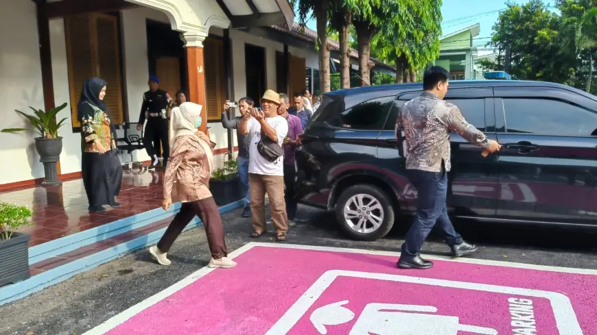 Mantan Bupati Blitar Diperiksa Kejari Terkait Dugaan Kasus Korupsi DAM Kali Bentak