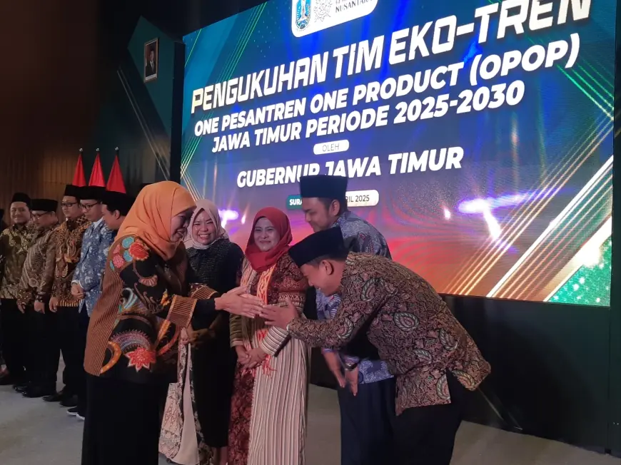Eko-Tren OPOP Jatim Kukuhkan Tim Baru, Gubernur Khofifah: Masa Depan OPOP Semakin Kuat dan Meluas