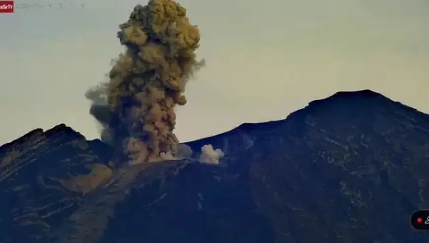 Empat Kali Semeru Erupsi, Abu Vulkanik Terbang ke Arah Timur dan Tenggara