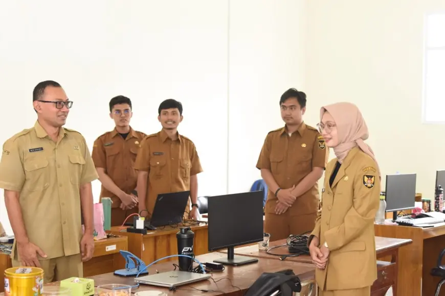 Mbak Vinanda Kunjungi Kantor Baru Diskominfo, Harapkan Kinerja Lebih Optimal