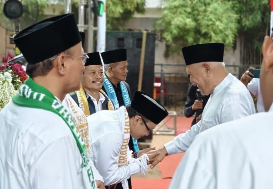 Pesan Gus Kikin untuk Ribuan Alumni Saat Berkumpul di Tebuireng Jombang