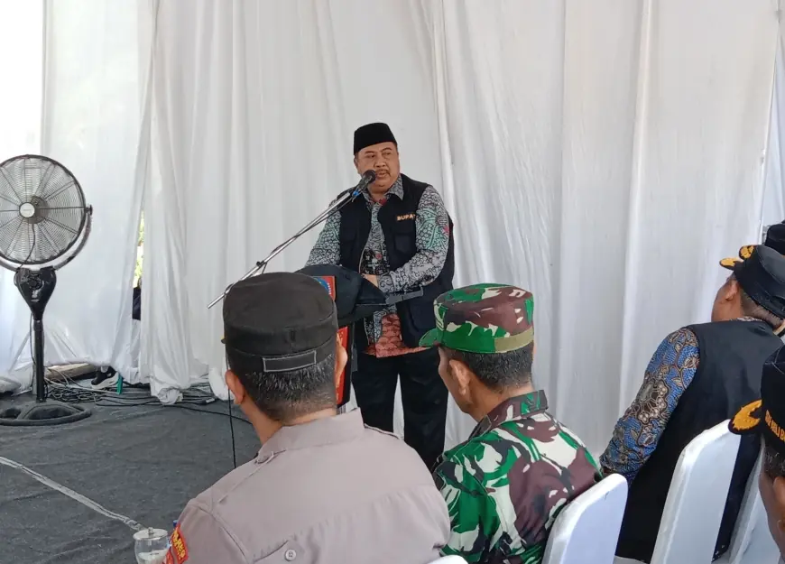 Bupati Jombang Tegaskan Jalan Berlumpur di Desa Jipurapah Kewenangan Perhutani