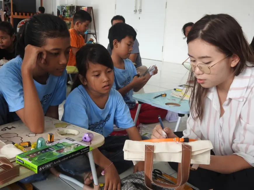 Kreativitas Anak Kampung Bakat Bersinar dalam Program KISAH: Perpaduan Seni, Inovasi, dan Keberlanjutan