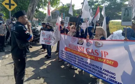 Pilih Gelar Aksi Turun Jalan, Puluhan Buruh di Jombang Ogah Ikuti Acara Pemkab