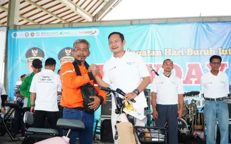 Peringati Hari Buruh, Pemkab Lamongan Komitmen Jamin Perlindungan Hak Pekerja