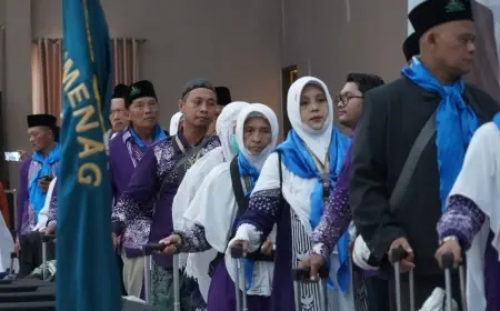 5.691 Jemaah Haji Embarkasi Surabaya Diberangkatkan ke Tanah Suci