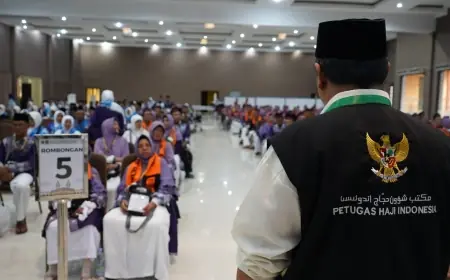 Jemaah Haji Asal Sidoarjo Meninggal di Pesawat Saat Terbang ke Madinah