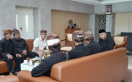 Bupati Pasuruan Akan Optimalkan Pariwisata di Gunung Bromo