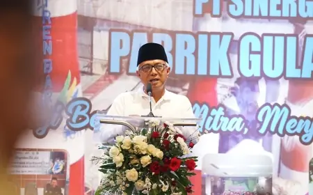 Gus Qowim Hadiri Selamatan Buka Giling PG Pesantren Baru