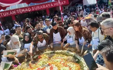 Warga Surabaya Bernostalgia, Festival Rujak Uleg 2025 Akan Digelar di Eks Taman Hiburan Rakyat