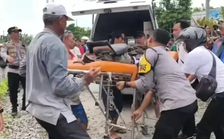Diduga Kelalaian Petugas, Kereta Malioboro Ekspres Tabrak 7 Motor di Magetan, 4 Orang Tewas