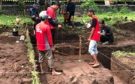 Ekskavasi Hari ke-8 di Area Candi Brahu Mojokerto Temukan Struktur Bangunan Rusak