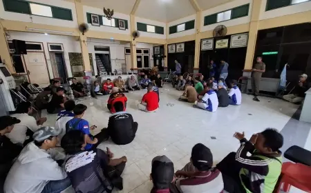 Kasus PHK di Gresik: Karyawan Dipekerjakan Kembali Setelah Warga Ancam Demo