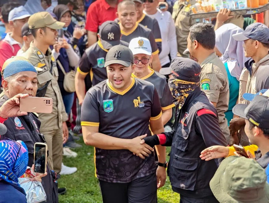 Buruh dan Pengusaha di Pasuruan Harmonis, May Day Diisi Acara Mlaku Bareng Bupati