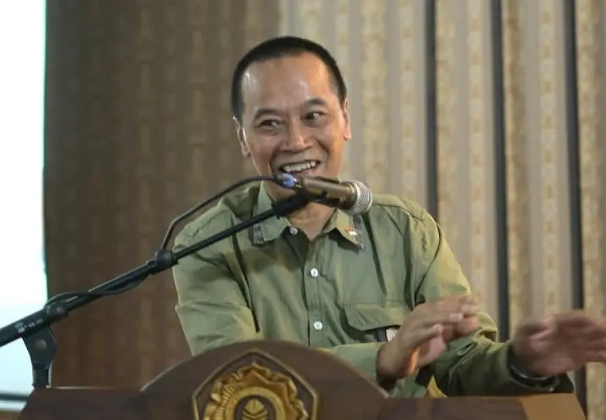 Hardiknas 2025, Akademisi UNIM Mojokerto Ungkap Paradoks dan Namesis Pendidikan