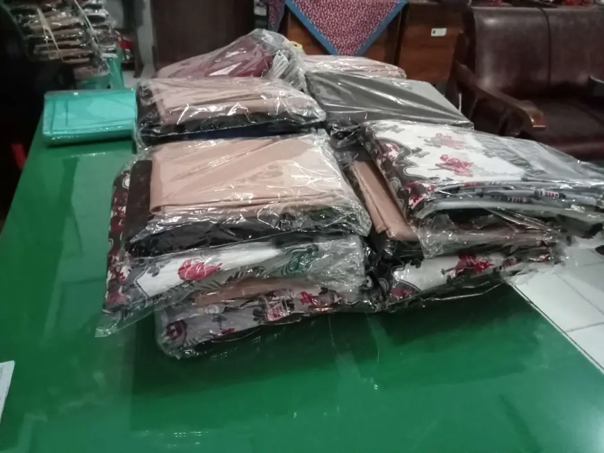 Antisipasi Permainan Ongkos Jahit, Seragam Gratis di Kota Blitar Disalurkan dalan Bentuk Pakaian Jadi