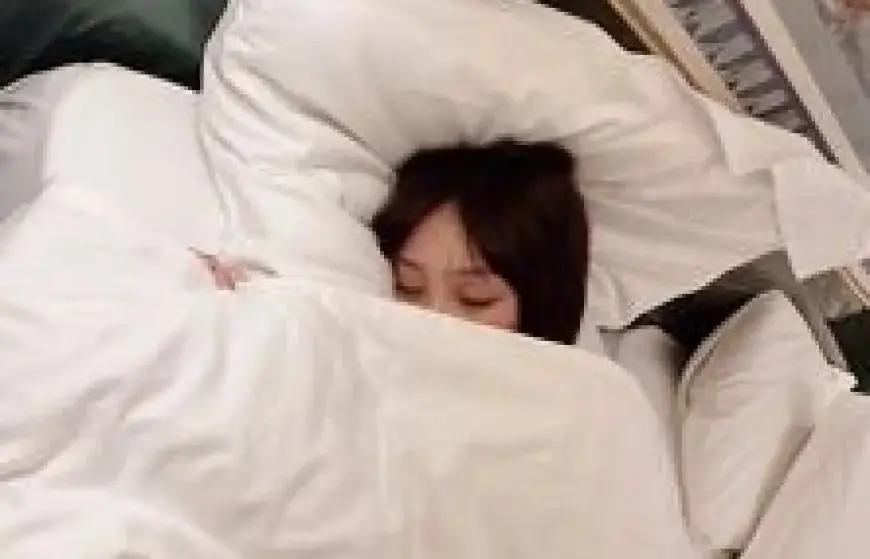 Ini Penyebab dan Cara Atasi Kaget saat Tidur