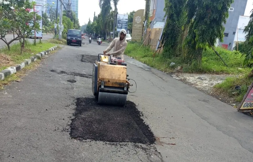 Hingga April 2025, Pemkab Gresik Harus Tambal Sulam Jalan di 549 Titik