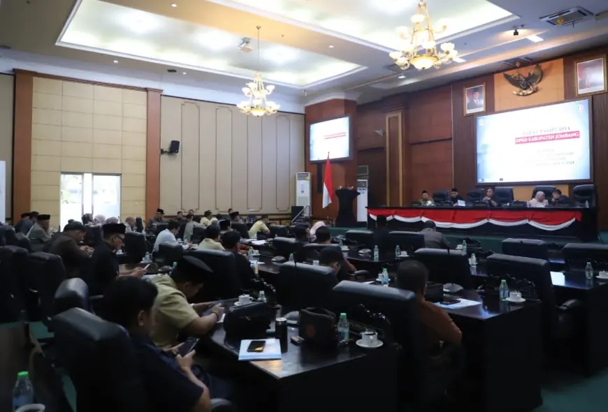 DPRD Jombang Gelar Paripurna Raperda Pertanggungjawaban Pelaksanaan APBD 2024