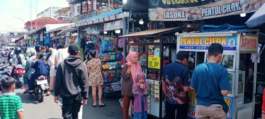 Pemkot Batu Fokus Penuhi Fasilitas Sentra PKL Alun-Alun Demi Wujudkan Zona KHAS