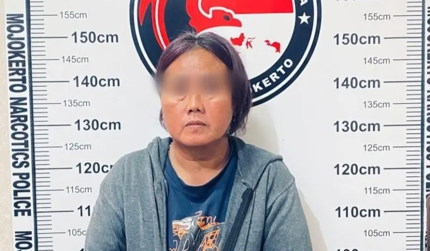 Seorang Nenek di Mojokerto Ditangkap Polisi usai Transaksi Sabu