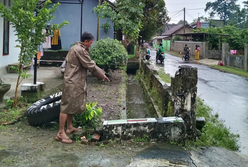 Balita di Blitar Hanyut Terseret Arus Selokan di Depan Rumahnya