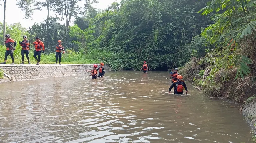 Petugas Rencanakan Sisir Sungai Brantas untuk Cari Balita Hanyut di Blitar
