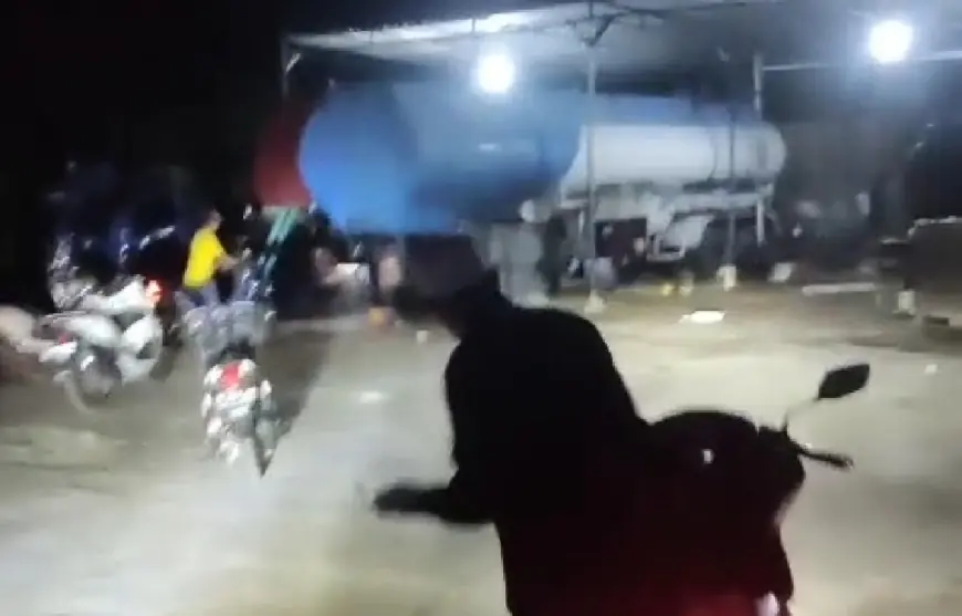 Bau Busuk dari Gudang Penyimpanan Solar Resahkan Warga Dua Desa di Gresik