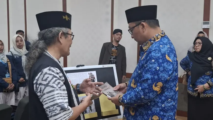 Kegemaran Membaca Rendah, Plt Bupati Gresik Sebut karena Dampak Medsos