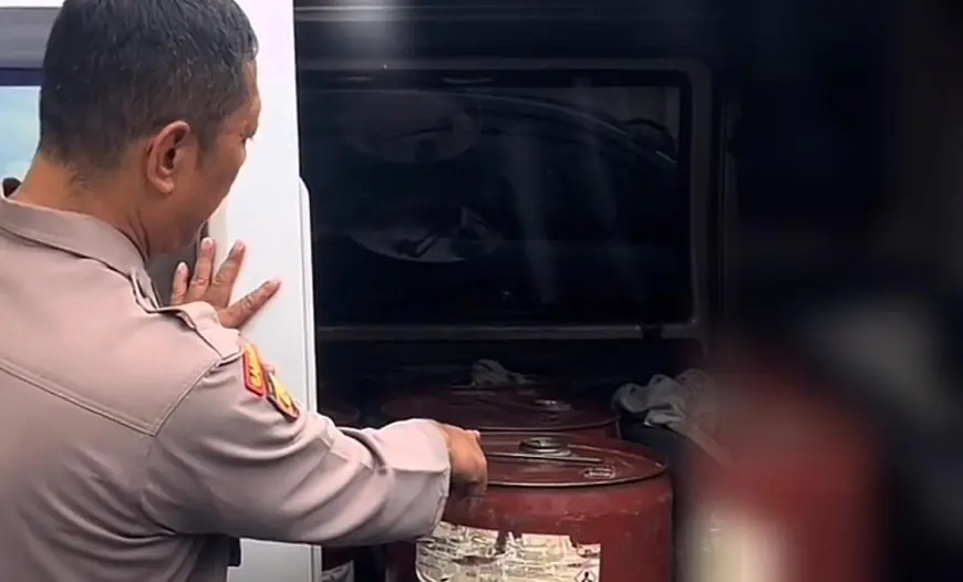 Warga Mojokerto Ditangkap Polisi karena Jual Pertalite di Pom Mini