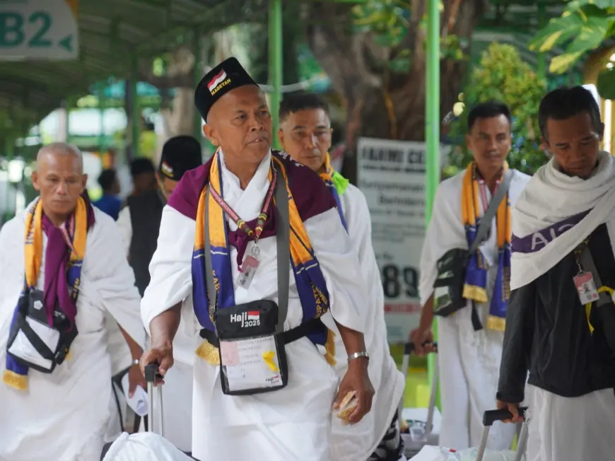 Kenapa Jemaah Gelombang Dua Sudah Pakai Ihram Sejak di Embarkasi?