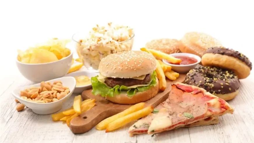 Enak Tapi Bahaya: Dampak Junk Food yang Perlu Kamu Tahu