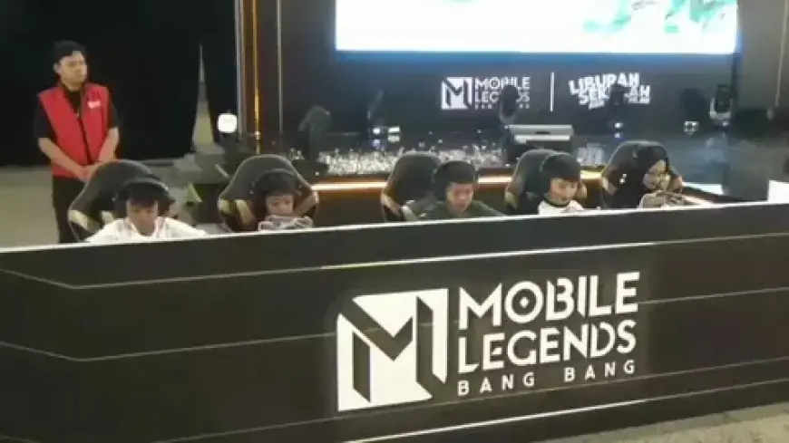 Ekskul Mobile Legends di Surabaya, Emil Dardak: Harus Ada Kurikulum Jelas dan Pembinaan Serius