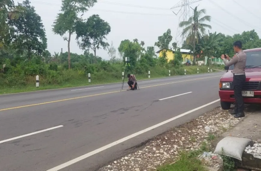 Ditlantas Polda Jatim Gelar Rekayasa Lokasi dengan 3D Scanner di Jalur Lumajang–Probolinggo